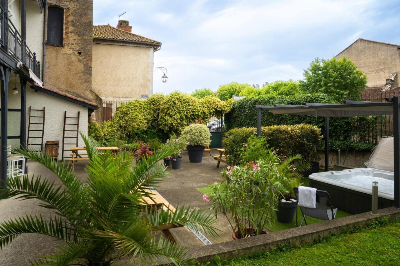 Hotel Le Loft Trie-sur-Baise Exteriör bild