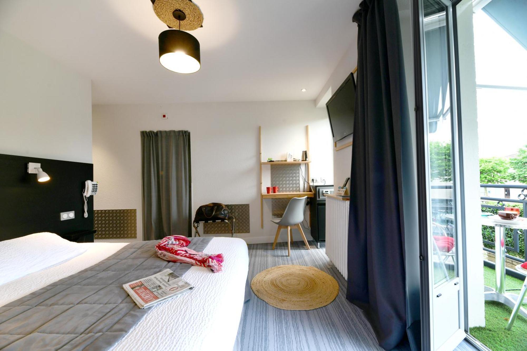 Hotel Le Loft Trie-sur-Baise Exteriör bild