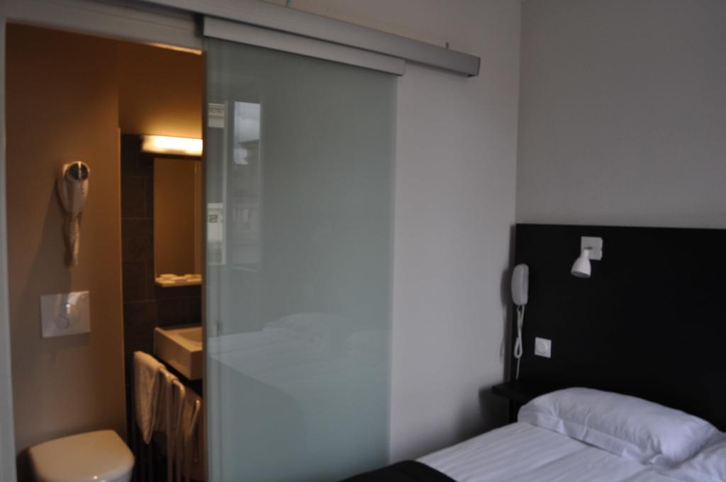 Hotel Le Loft Trie-sur-Baise Exteriör bild