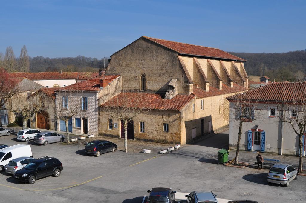 Hotel Le Loft Trie-sur-Baise Exteriör bild