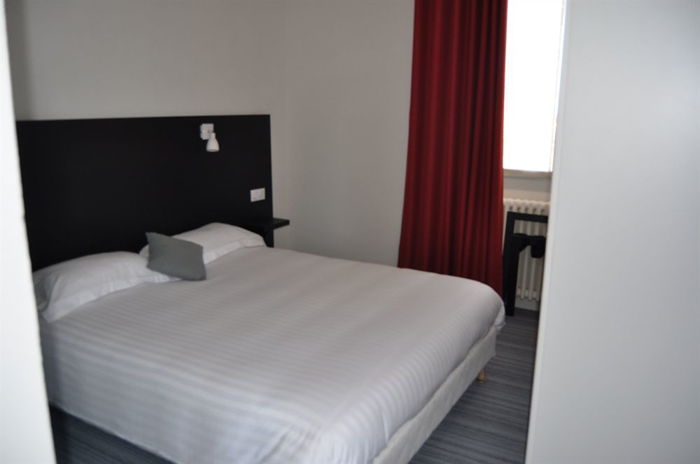 Hotel Le Loft Trie-sur-Baise Exteriör bild